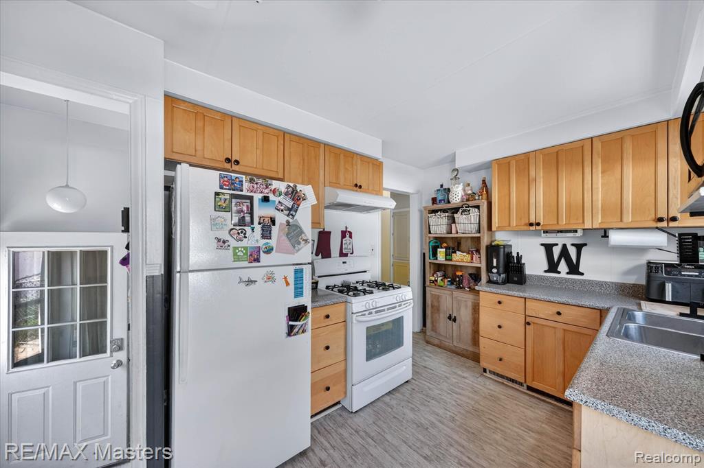 4643 Niagara Street, Wayne, MI 48184 — Photo 14