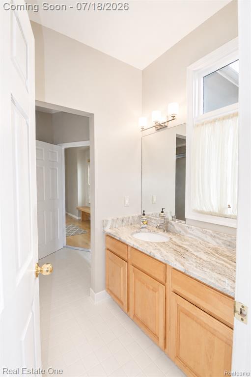 716 Bristol Lane, Orion, MI 48348 — Photo 13