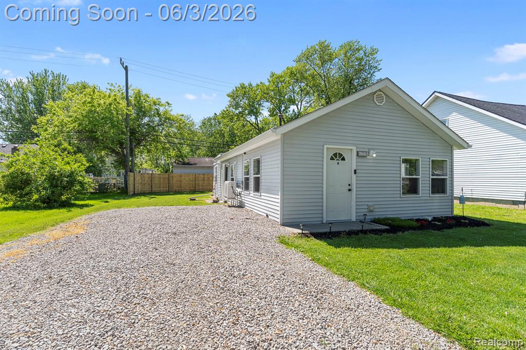4333 Avenue E, Newport, MI 48166 — Photo 3