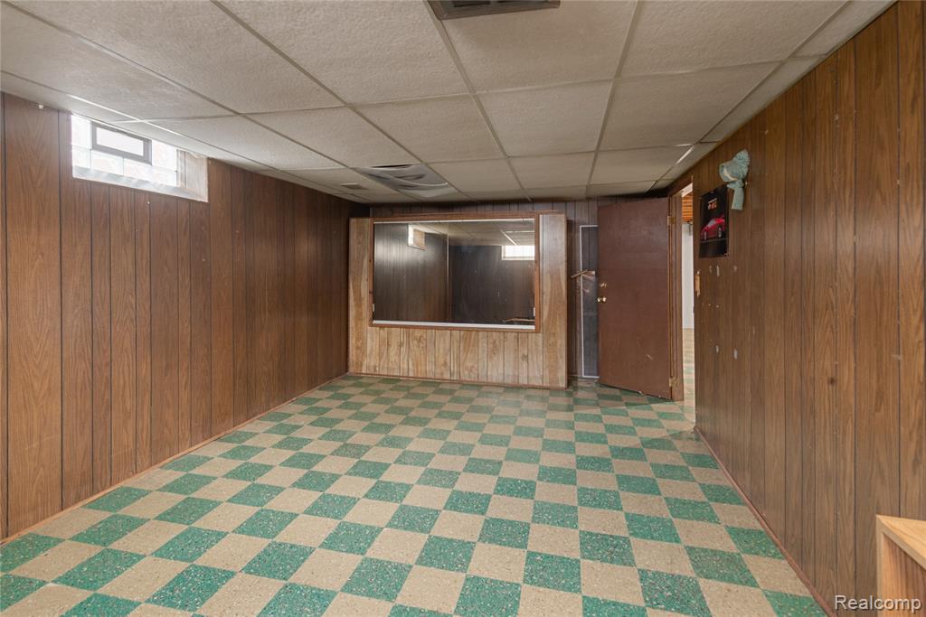 6523 N Vernon Street, Dearborn Heights, MI 48127 — Photo 17