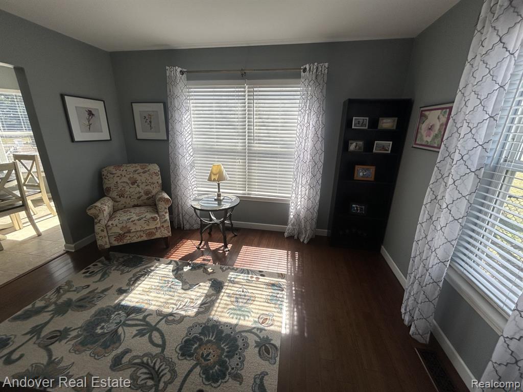 6031 HOLT Road, Holt, MI 48842 — Photo 7