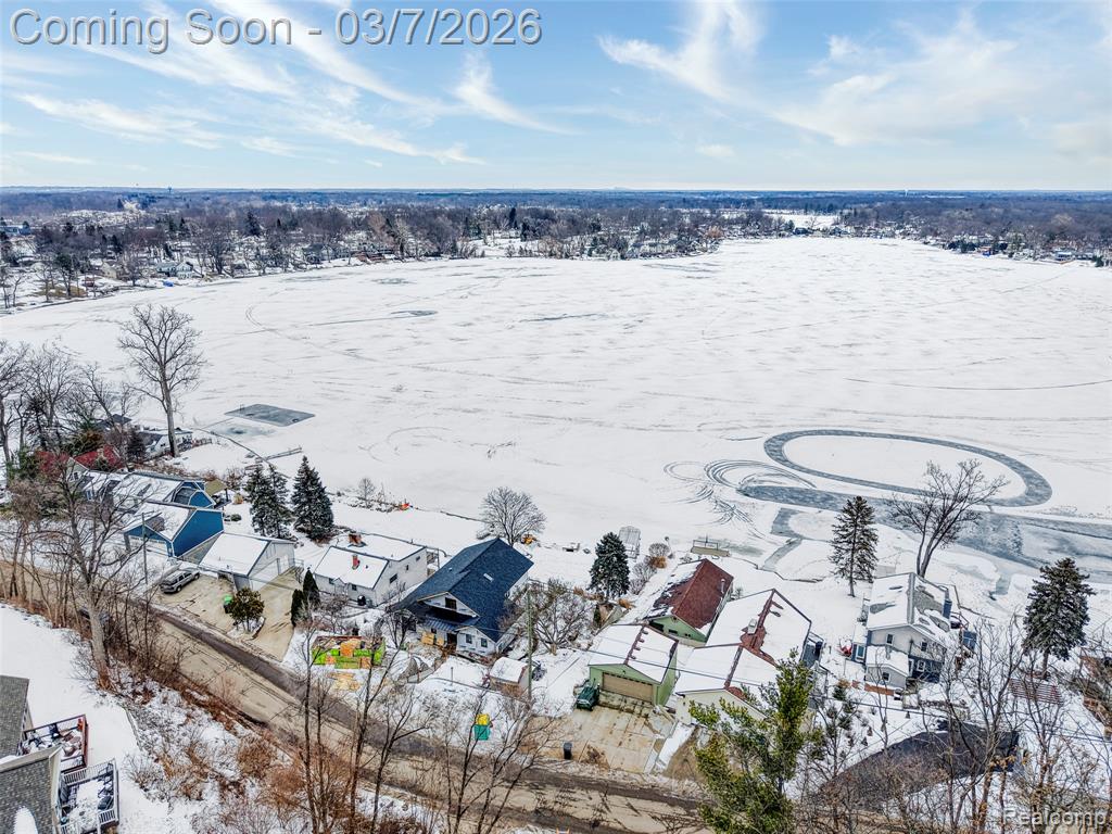 5851 Kinyon Drive, Brighton, MI 48116 — Photo 38