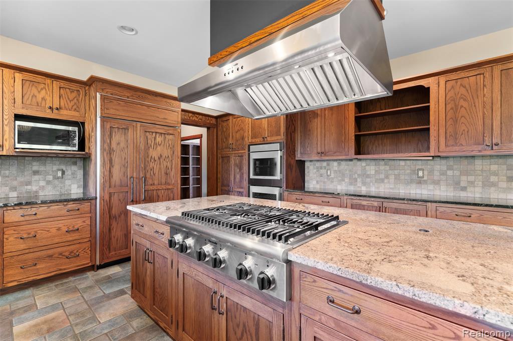 8861 Pleasantview, Northville, MI 48168 — Photo 9