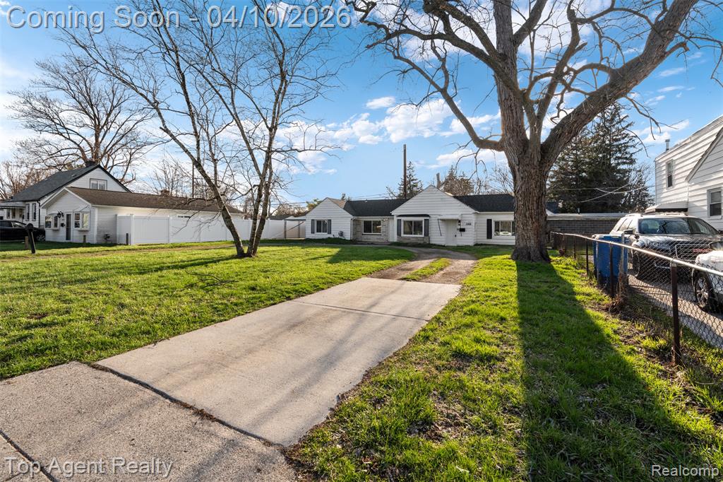 23615 Columbus Avenue, Warren, MI 48089 — Photo 6