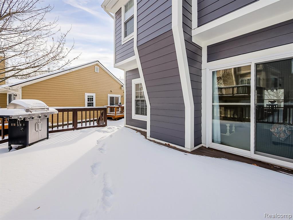 41399 Belden Circle, Novi, MI 48377 — Photo 28
