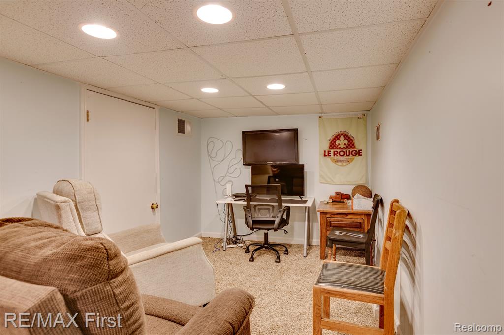 620 W BRECKENRIDGE Street, Ferndale, MI 48220 — Photo 37
