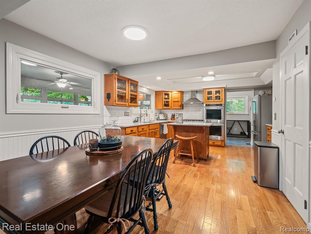 4884 SPLIT RAIL Drive, Brighton, MI 48114 — Photo 12