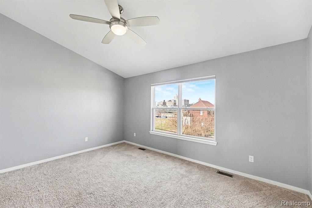 273 E PALMER Street, 3, Detroit, MI 48202 — Photo 28