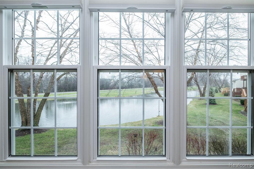 16189 FOREST LAKE Drive, 127, Northville, MI 48168 — Photo 9