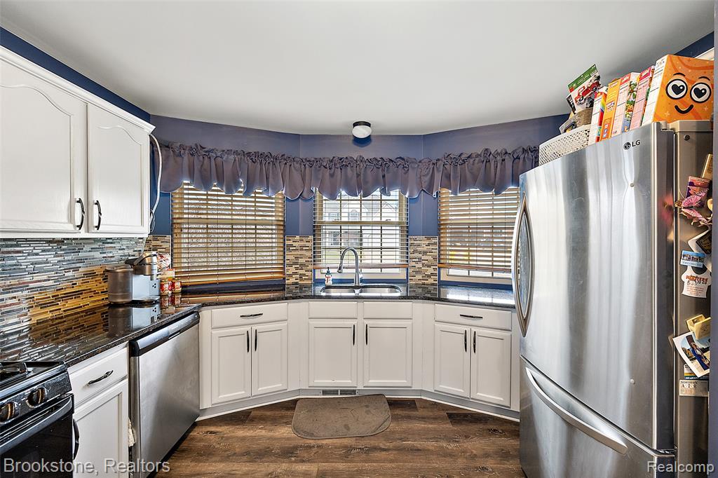 74168 Madison Street, Armada, MI — Photo 12