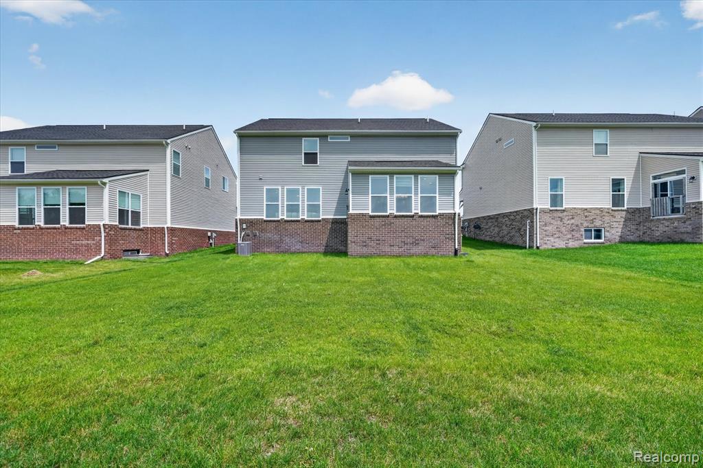 20983 Calabrese Drive, South Lyon, MI 48178 — Photo 38