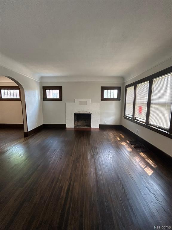 425 W Iroquois Road, Pontiac, MI 48341 — Photo 4