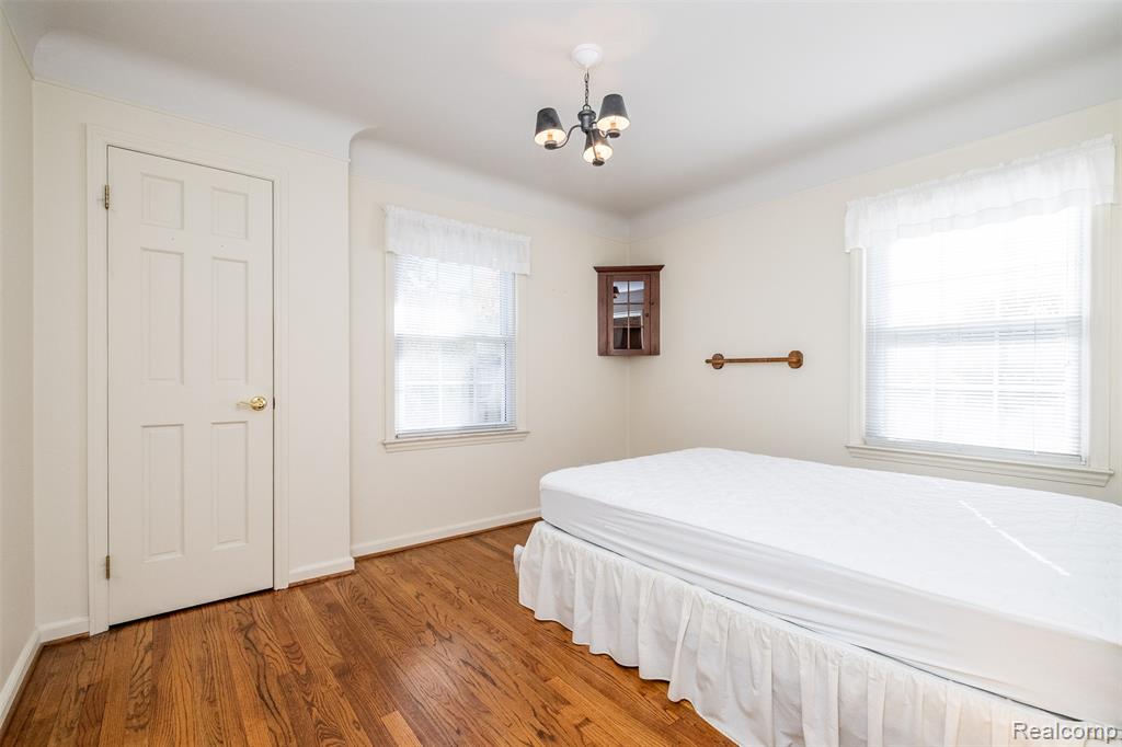32210 Sheridan Drive, Beverly Hills, MI 48025 — Photo 11
