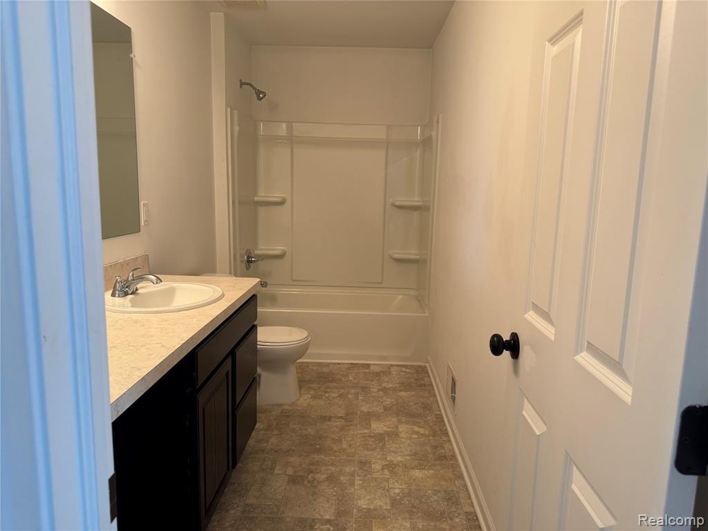 9480 White Tail Drive, Ypsilanti, MI 48197 — Photo 22