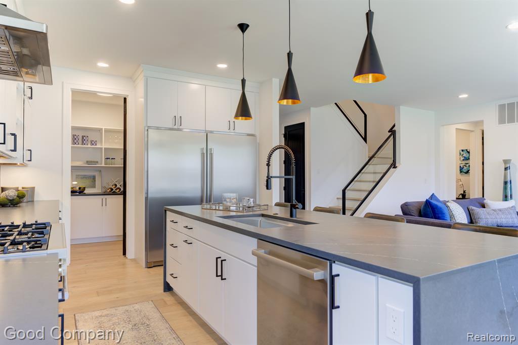 804 Irving Avenue, Royal Oak, MI 48067 — Photo 31