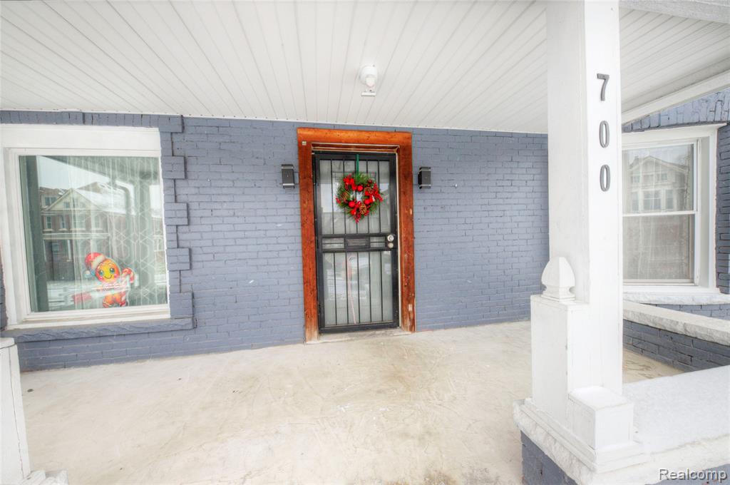 700 W Euclid Street - Photo 3