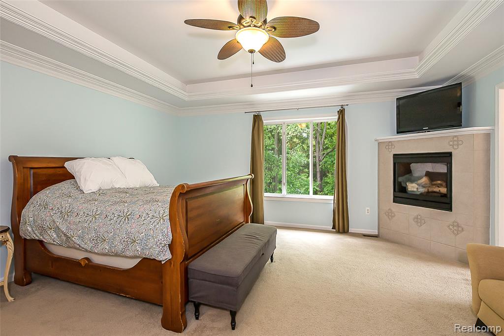 29811 Bradford Drive, New Hudson, MI 48165 — Photo 15