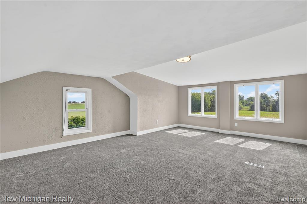 11374 Lahring Road, Byron, MI 48418 — Photo 35