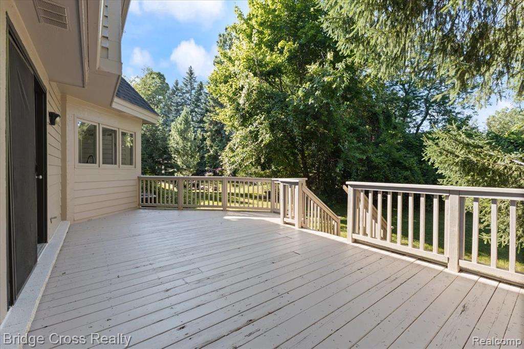 6258 Lindsay Court, West Bloomfield, MI 48324 — Photo 48