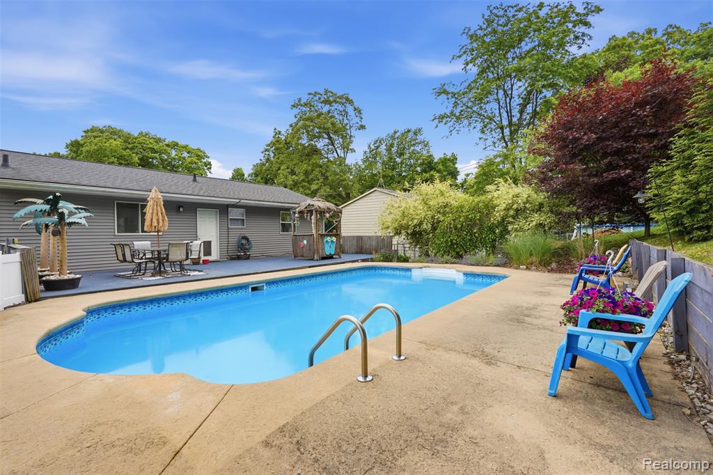 5233 Van Winkle Street, Brighton, MI 48116 — Photo 20