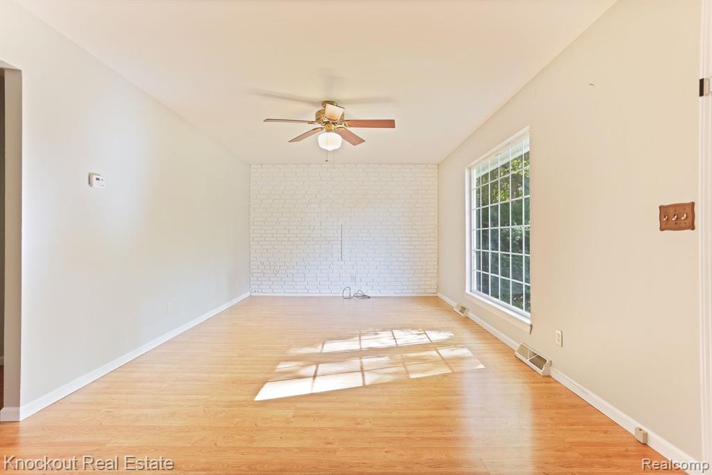 4938 WORTH Street, Millington, MI 48746 — Photo 6