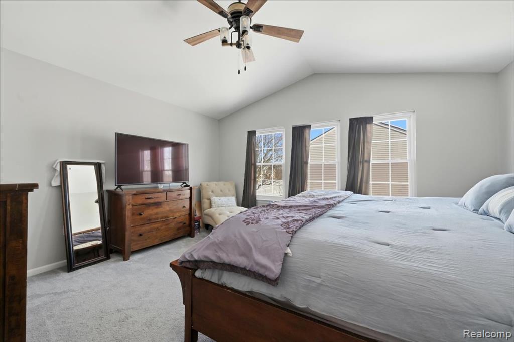 44569 GREENBRIAR Court, Belleville, MI 48111 — Photo 31