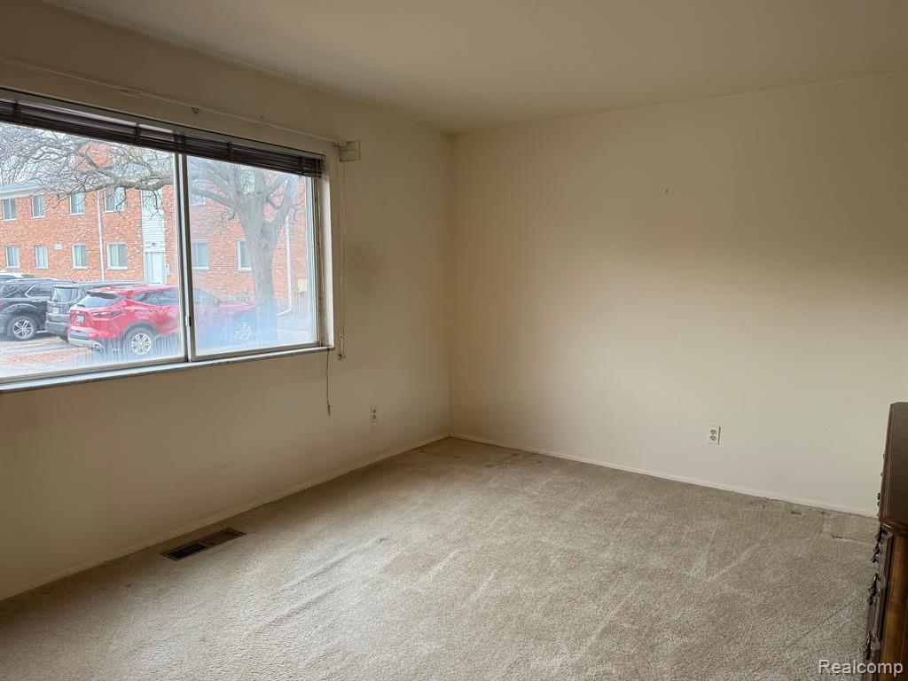 29566 HOOVER Road, Warren, MI 48093 — Photo 10