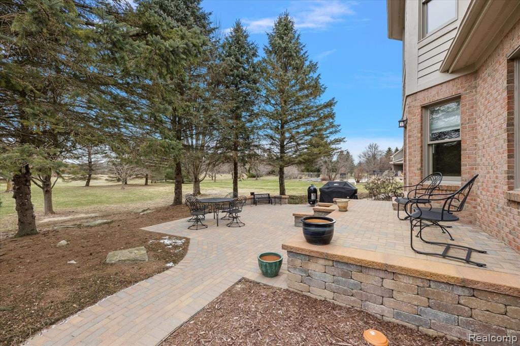 8446 S Shore Drive, Clarkston, MI 48348 — Photo 6