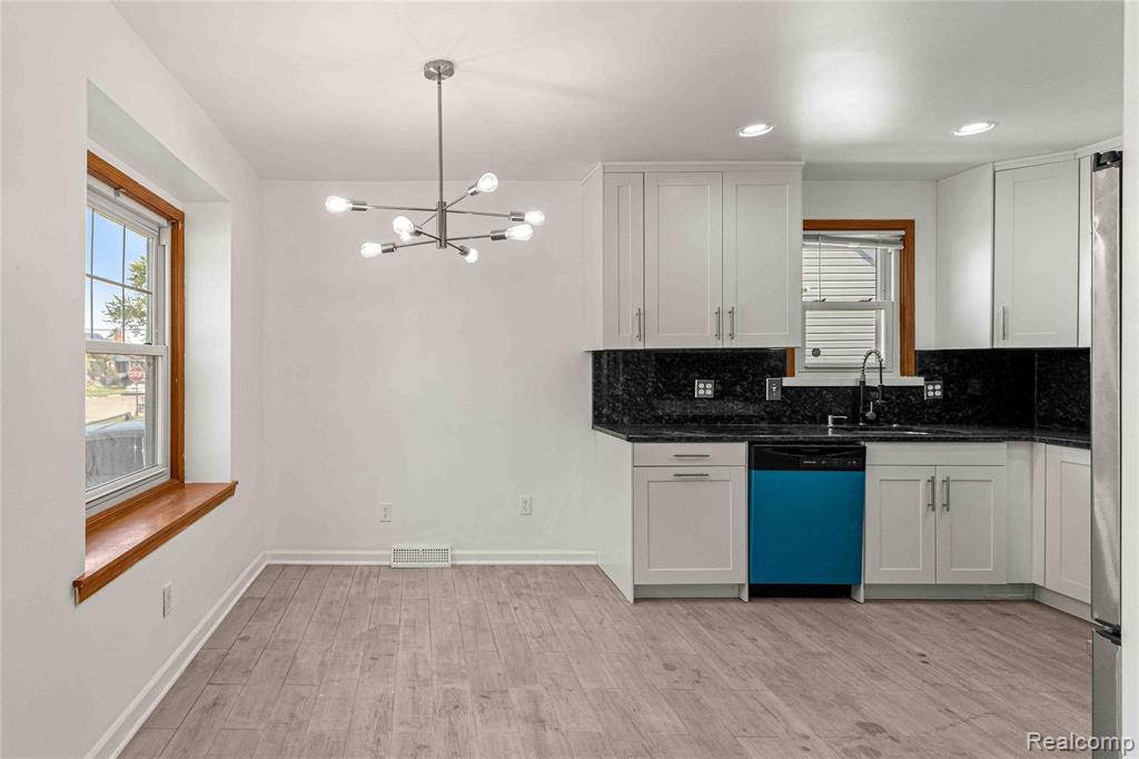 817 Lincoln Avenue, Lincoln Park, MI 48146 — Photo 5