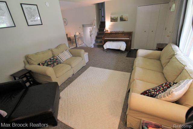 5001 DURNHAM Drive, Waterford, MI 48327 — Photo 7
