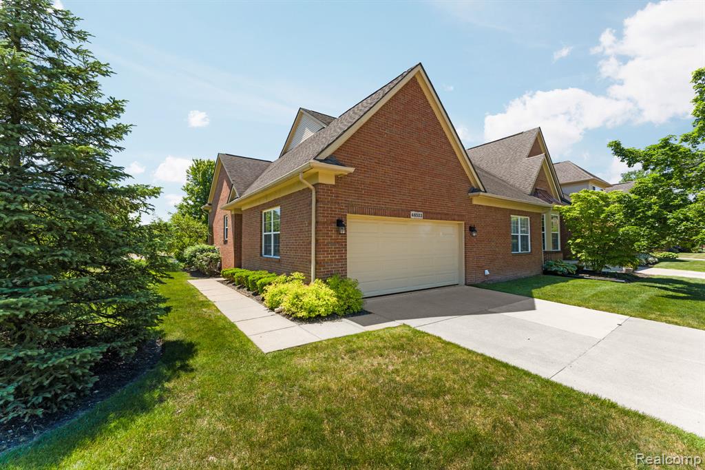 48523 Oak Bridge Drive, Canton, MI 48188 — Photo 4