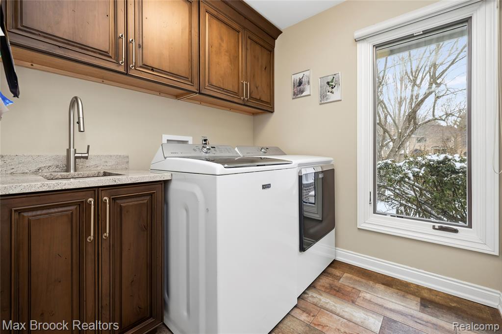 5867 BRAVO COURT, Orchard Lake Village, MI 48324 — Photo 79