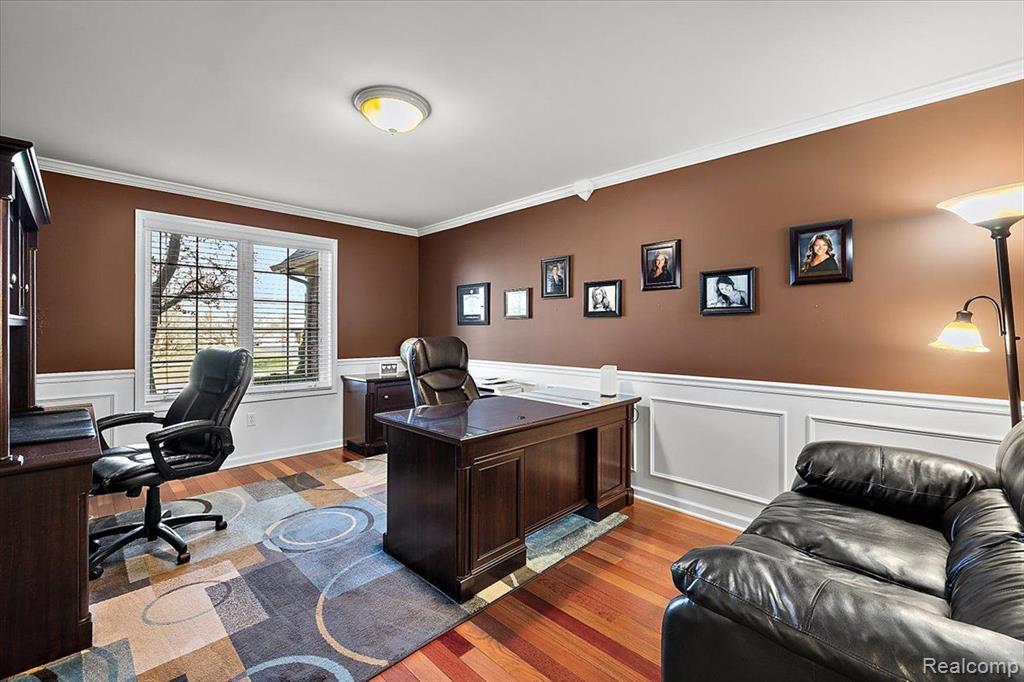 8449 S SHORE Drive, Clarkston, MI 48348 — Photo 24