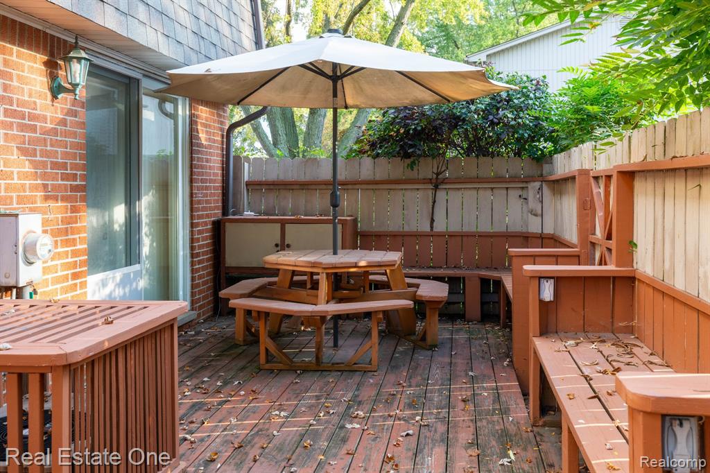 861 Kirts Boulevard, Troy, MI 48084 — Photo 27