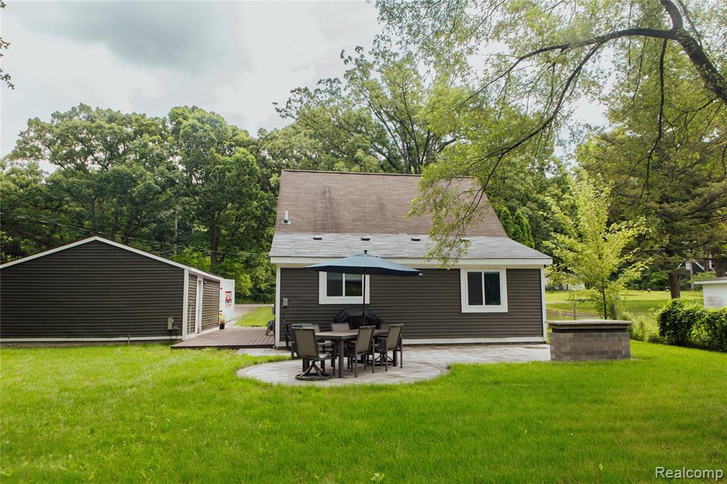 48447 9 Mile Road, Novi, MI 48167 — Photo 2