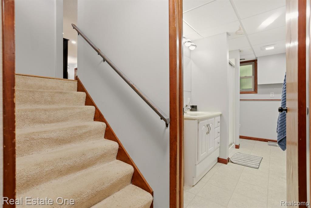 6218 Sturgeon Creek Pkwy, Midland, MI 48640 — Photo 29