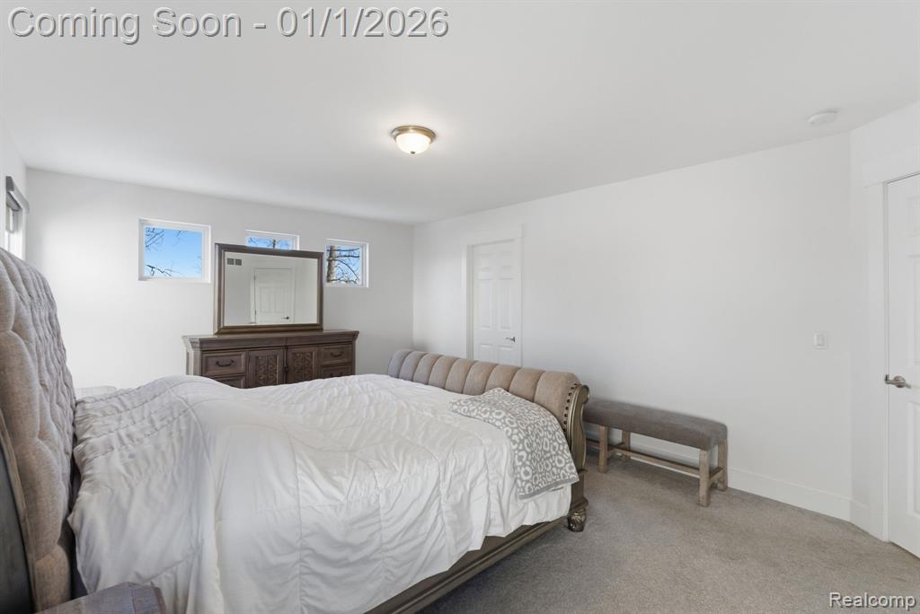 51672 Times Square Drive, Shelby Twp, MI 48315 — Photo 31