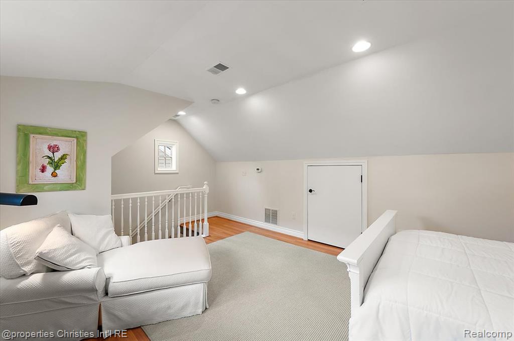 469 Bonnie Brier Street, Birmingham, MI 48009 — Photo 46