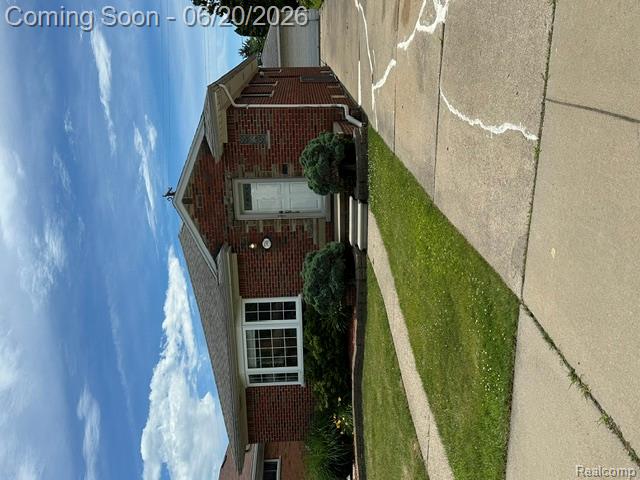 17416 Veronica Avenue, Eastpointe, MI 48021 — Photo 2