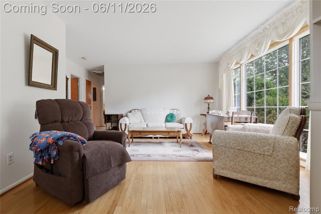 29609 Mark Avenue, Madison Heights, MI 48071 — Photo 7