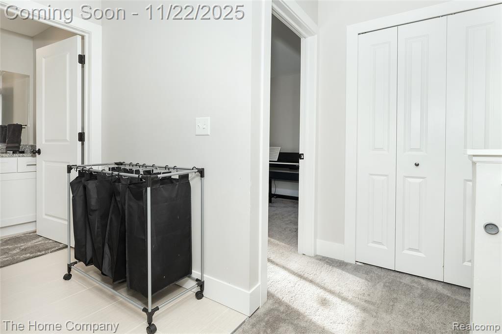 1226 E Bernhard Avenue, Hazel Park, MI 48030 — Photo 16