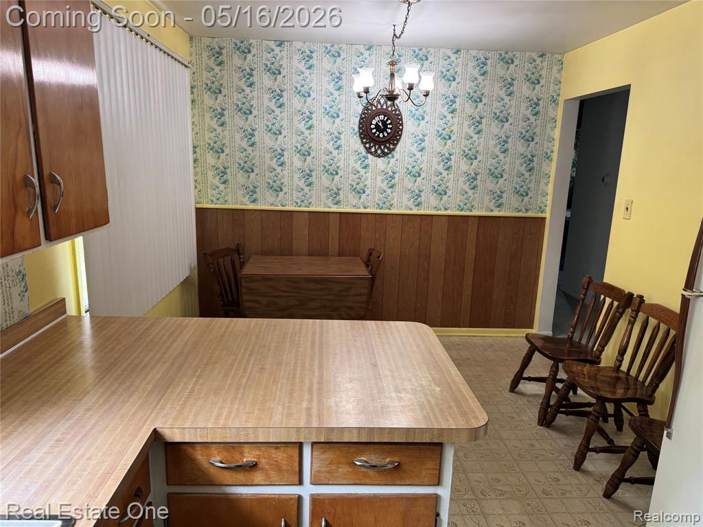 4865 Ross Drive, Waterford, MI 48328 — Photo 6