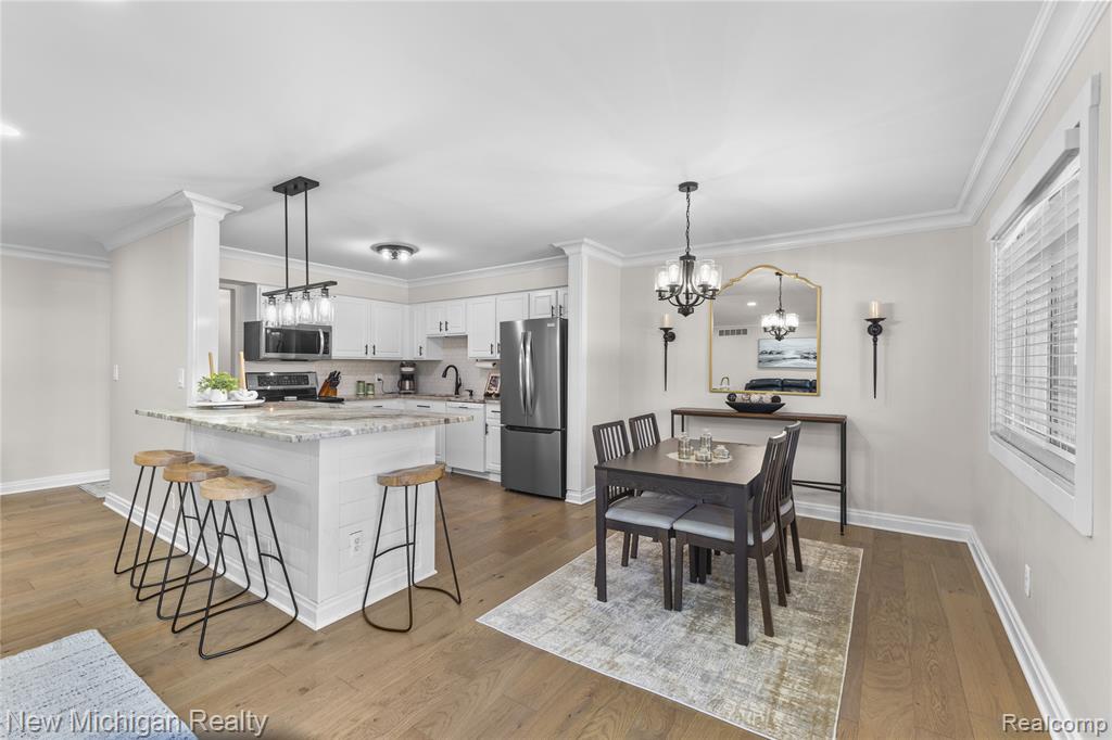 6103 Orchard Lake Road, 201, West Bloomfield, MI — Photo 18