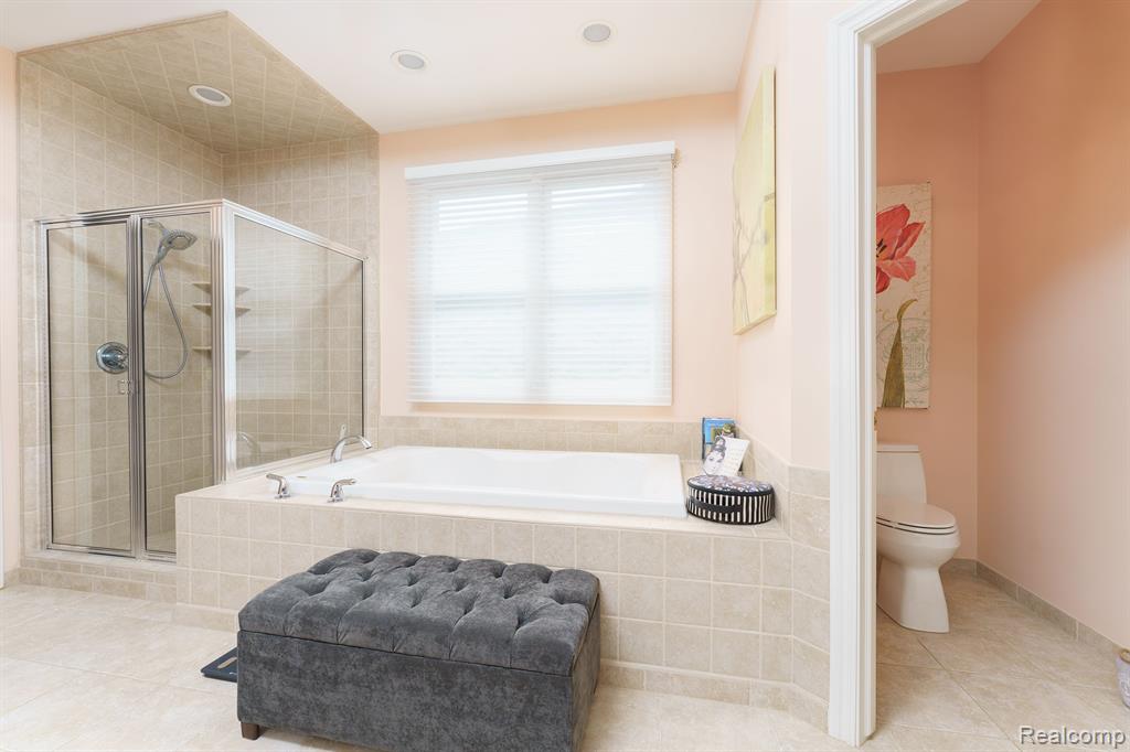 10769 CLIFFVIEW Drive, South Lyon, MI 48178 — Photo 26