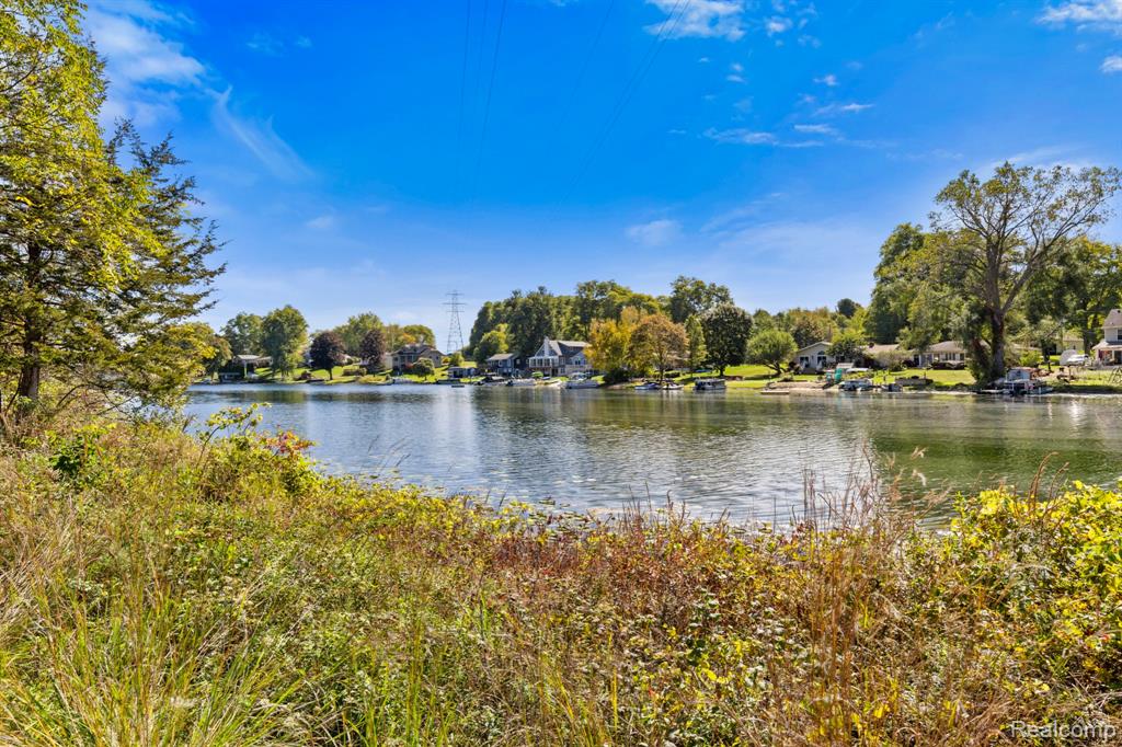 15281 US 12 Highway, Brooklyn, MI 49253 — Photo 20