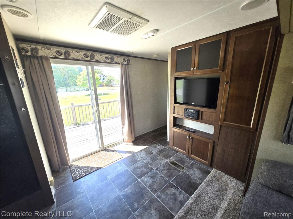 831 Main, Unit 212 Street, Au Gres, MI 48703 — Photo 13