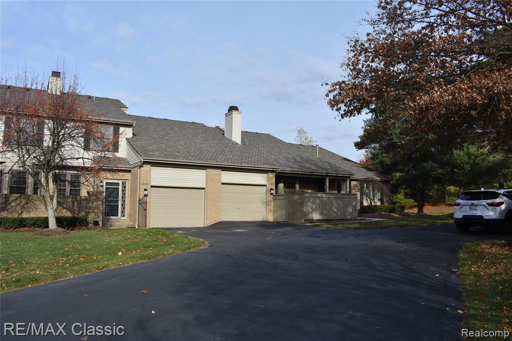 29424 Regents Pointe, 62, Farmington Hills, MI 48331 — Photo 49