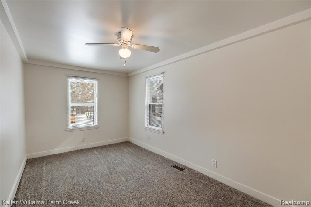 90 Mill Street, Lapeer, MI 48446 — Photo 9
