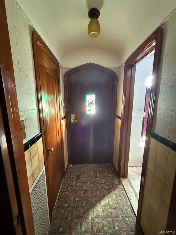 16571 Plainview Avenue, Detroit, MI 48219 — Photo 4
