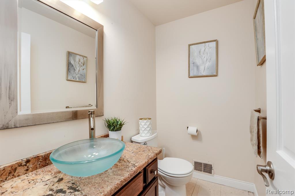 42063 Crestview Circle, Northville, MI 48168 — Photo 22